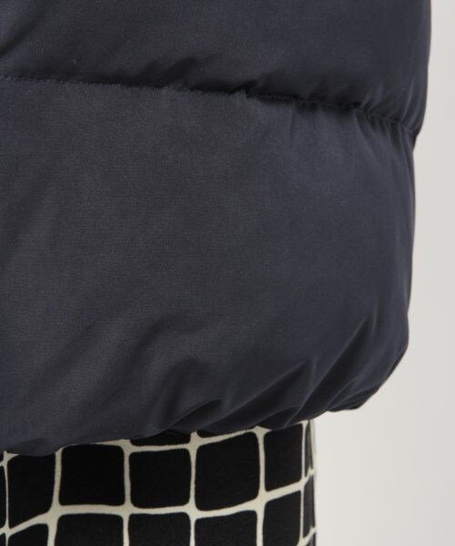 turno jeana(トゥールノジーナ)の「ダウンコート(ジャケット/アウター・レディース・ライトグレー/ネイビー・36/38)」の10枚目の写真