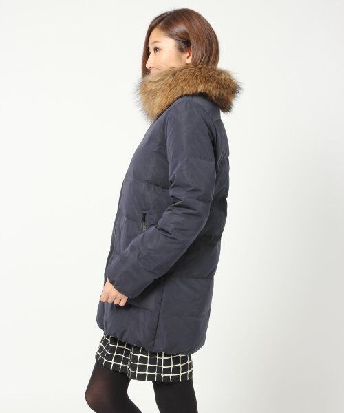 turno jeana(トゥールノジーナ)の「ダウンコート(ジャケット/アウター・レディース・ライトグレー/ネイビー・36/38)」の3枚目の写真