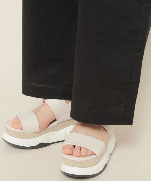 PAGEBOY（ページボーイ）の「麻混グルカパンツ（パンツ・アイボリー/ブラック/ベージュ）」の15枚目の写真