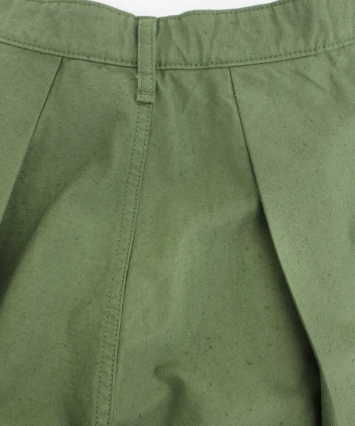 RNA-N（アールエヌエーエヌ）の「＜予約＞ミリタリーバルーンタックパンツ（パンツ・レディース・スミクロ/セージグリーン・S/M）」の11枚目の写真
