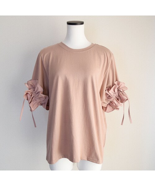 no brand（ノーブランド）の「【 MORE SALE 】フリルギャザースリーブTOPS（Tシャツ/カットソー・レディース・その他）」の5枚目の写真