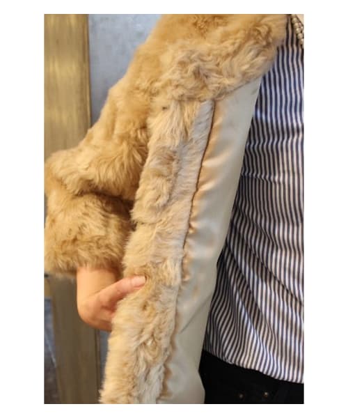 JOURNAL STANDARD(ジャーナルスタンダード)の「ファーノーカラーショートコート(その他コート・レディース・ナチュラル/ベージュ/ホワイト B・S/M)」の5枚目の写真
