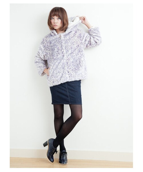 E hyphen world gallery（イーハイフンワールドギャラリー）の「レオパードコート（コート　・レディース・ライトグレー/ベージュ/キャメル/パープル・F）」の5枚目の写真