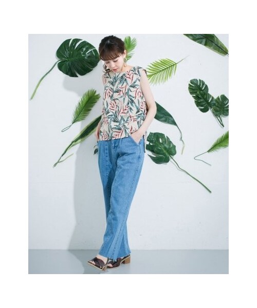 KBF（ケイビーエフ）の「リゾートプリントノースリーブ（トップス・レディース・IVORY/NAVY・one）」の9枚目の写真