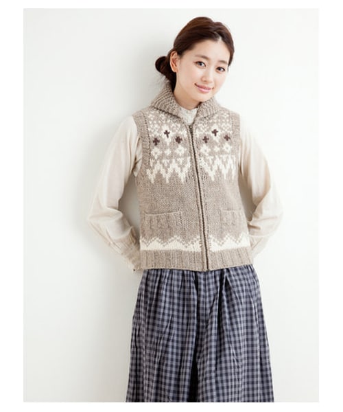 earth music&ecology(アースミュージックアンドエコロジー)の「【Special Price】カウチンニットベスト(ベスト・レディース・アイボリー/ベージュ/ネイビー・L/XS)」の8枚目の写真