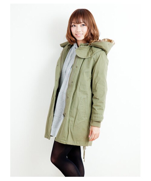 E hyphen world gallery(イーハイフンワールドギャラリー)の「【Special Price】フラッグボアモッズコート(コート ・レディース・キャメル/カーキ/ネイビー・F)」の5枚目の写真