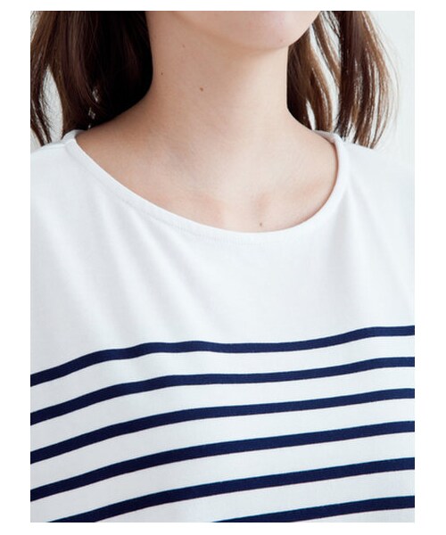 SEVENDAYS=SUNDAY(セブンデイズサンデイ)の「ルーズドルマンボーダーTシャツ (カットソー・レディース・オフホワイト/ベージュ/ネイビー・F)」の7枚目の写真