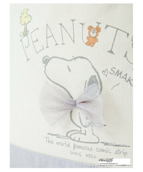 earth music&ecology（アースミュージックアンドエコロジー）の「【Special Price】【WEB限定カラー】［Snoopy］ プリントバッグ（バッグ・ポーチ・レディース・グレー・F）」の4枚目の写真