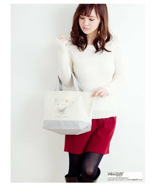 earth music&ecology（アースミュージックアンドエコロジー）の「【Special Price】【WEB限定カラー】［Snoopy］ プリントバッグ（バッグ・ポーチ・レディース・グレー・F）」の8枚目の写真