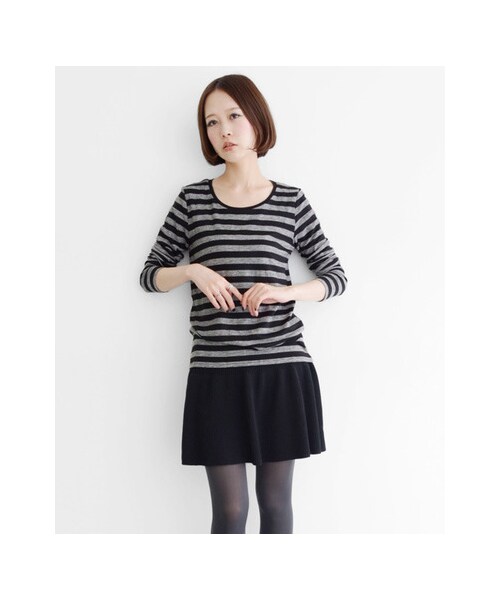 KBF(ケイビーエフ)の「ボーダーロングTee(トップス・レディース・OFF×GRY/OFF×BLK/GRY×BLK/BEG×NVY/OFF×RED・one)」の9枚目の写真