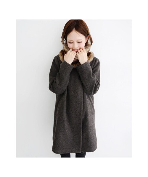 KBF（ケイビーエフ）の「ファーティペットコート（ジャケット/アウター・レディース・ブラック/チャコール/グレー・one）」の7枚目の写真