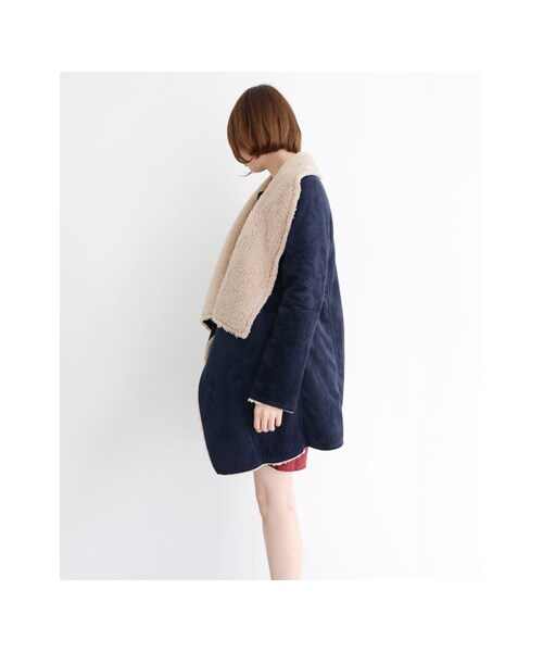 KBF(ケイビーエフ)の「KBF+ ロングフェイクムートンコート(ジャケット/アウター・レディース・ブラウン/ネイビー・one)」の5枚目の写真