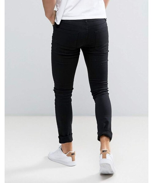 New look（ニュールック）の「New Look Skinny Jeans With Knee Rips In Black（デニムパンツ・メンズ・Black・W34 L34/W34 L30/W28 L32/W34 L32/W32 L32/W30 L34/W32 L34/W30 L32/W30 L30/W36 L32/W32 L30）」の2枚目の写真