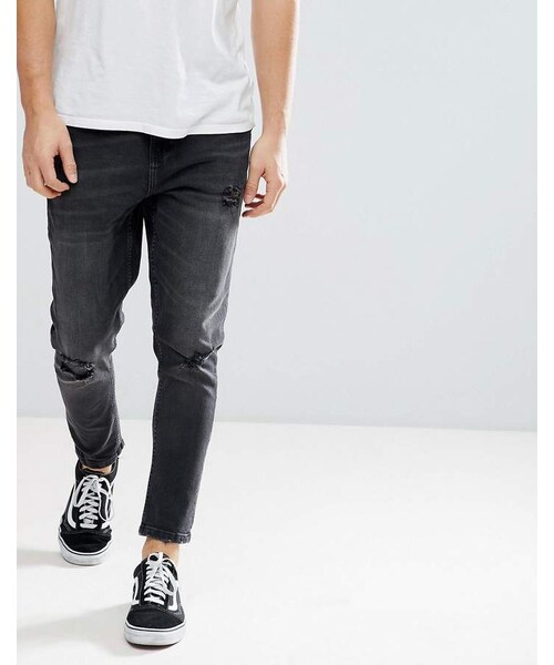 black tapered skinny jeans
