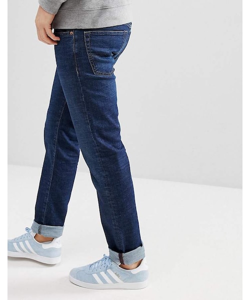 DIESEL（ディーゼル）の「Diesel Buster Slim Fit Jeans in Dark Wash 