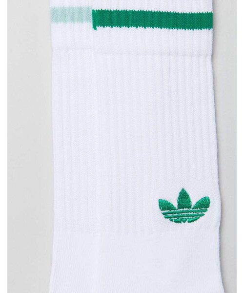 adidas（アディダス）の「adidas Originals adicolor Crew Socks In Green CE5713（ソックス/靴下・メンズ・Green・Us 6.5/Us 9.5）」の3枚目の写真