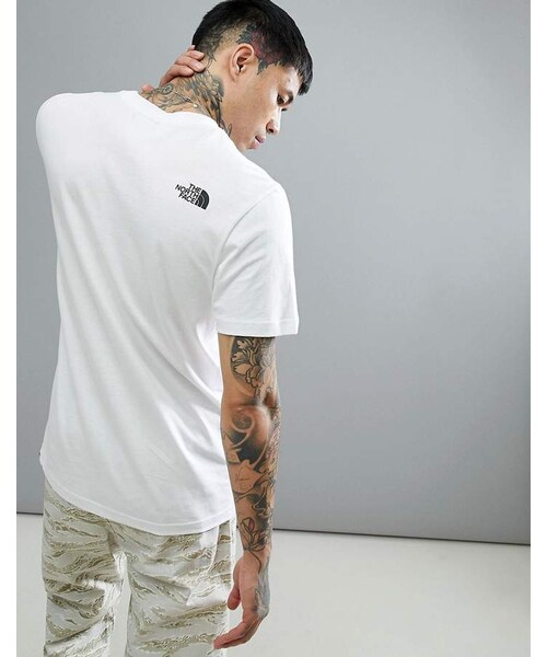 THE NORTH FACE（ザノースフェイス）の「The North Face Never Stop ExplorIng Print T-Shirt In White（Tシャツ/カットソー・メンズ・White・XXL）」の3枚目の写真