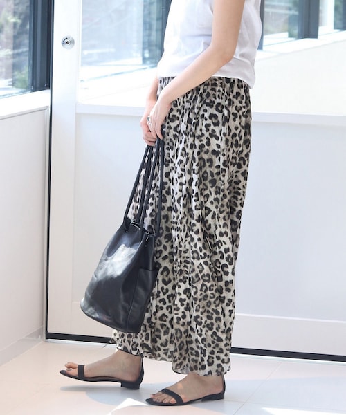 FRAMeWORK 【金子綾×FRAMeWORK】ギャザースカート FRAMeWORK（フレームワーク）の「【金子綾×FRAMeWORK】ギャザー