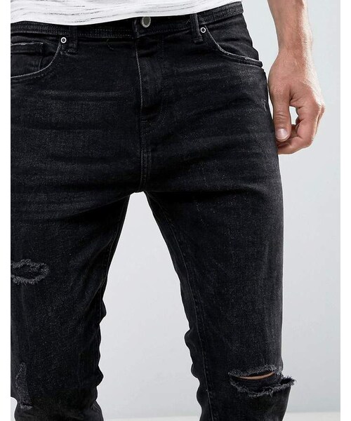Bershka（ベルシュカ）の「Bershka Skinny Jeans With Rips In Black Wash（デニムパンツ・メンズ・Black・W28 L32）」の4枚目の写真