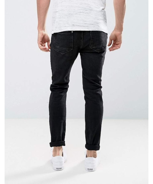 Bershka（ベルシュカ）の「Bershka Skinny Jeans With Rips In Black Wash（デニムパンツ・メンズ・Black・W28 L32）」の2枚目の写真