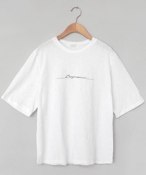 DHOLIC（ディーホリック）の「フロントレタリング半袖Tシャツ（Tシャツ/カットソー・レディース・ブラック/ベージュ/ホワイト/グレー・FREE）」の2枚目の写真