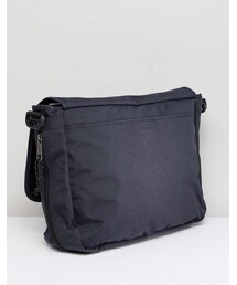 EASTPAK メッセンジャーバッグ ブラック EASTPAK xgirl メッセンジャーバッグ ブラック（EASTPAK