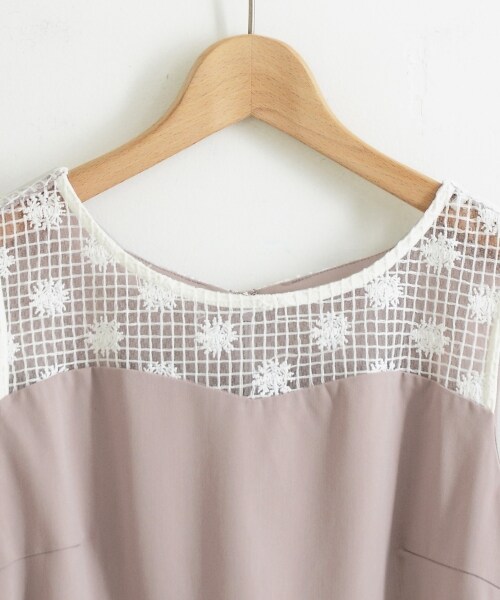 MAJESTIC LEGON(マジェスティックレゴン)の「レース切替ノースリワンピース(ワンピース/ドレス・レディース・ブルー/ピンク/ネイビー・M)」の20枚目の写真