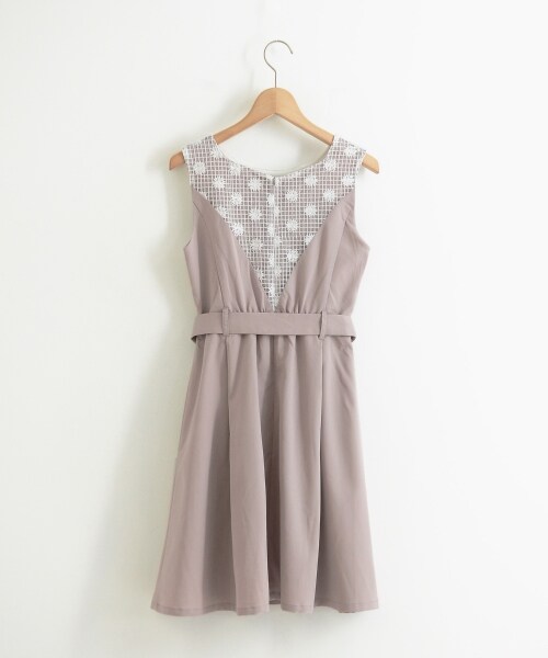 MAJESTIC LEGON(マジェスティックレゴン)の「レース切替ノースリワンピース(ワンピース/ドレス・レディース・ブルー/ピンク/ネイビー・M)」の19枚目の写真