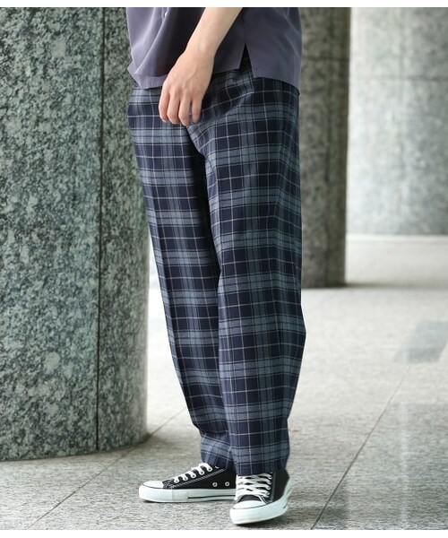 JUNRED(ジュンレッド)の「タータンチェックインボックスワイドパンツ(パンツ・メンズ・ネイビー系2/キャメル・S/M/L)」の2枚目の写真