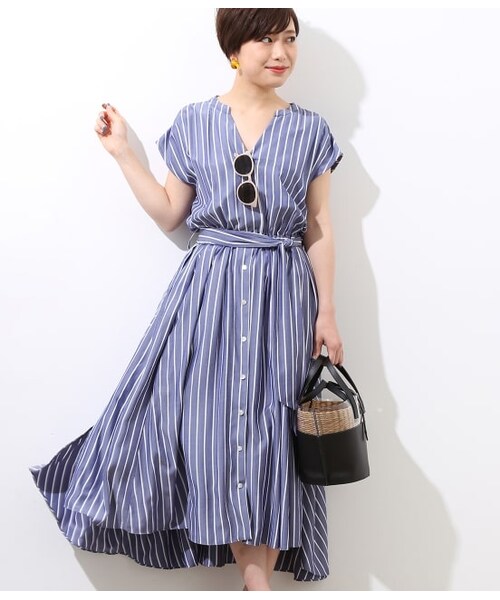 ROPE'（ロペ）の「ヘンリーネックストライプギャザーワンピース（ワンピース/ドレス・レディース・ネイビー系2/ベージュ・38/36）」の2枚目の写真