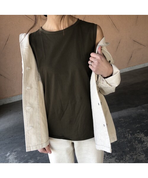 copine(コピン)の「7月15日再々入荷!新カラー登場!再々入荷!大人ベーシックシンプルノースリーブ(4color)【クリックポスト対象商品】(Tシャツ/カットソー・レディース・その他)」の4枚目の写真