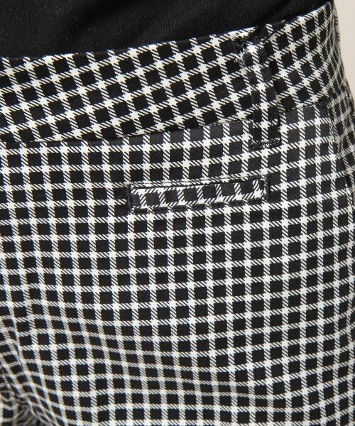 JEANASIS(ジーナシス)の「マルチカラートラウザーパンツ(パンツ・レディース・ホワイト/ネイビー/チェック・M/S)」の7枚目の写真