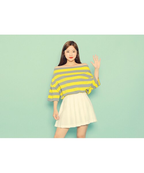 HOTPING（ホッピン）の「バイカラーボーダーオフショルダーTシャツ（Tシャツ/カットソー・レディース・グリーン/オレンジ/ブラック/イエロー・フリーサイズ(XS-XL)	）」の3枚目の写真
