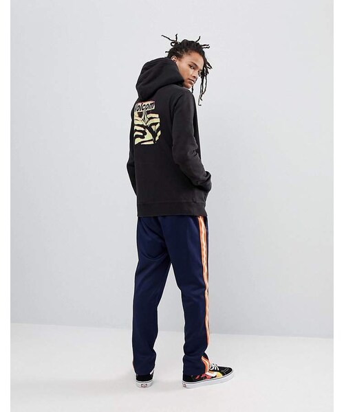VOLCOM(ボルコム)の「Volcom Hoodie With Back Print VOLCOM(ボルコム)の「Volcom Hoodie With Back Print