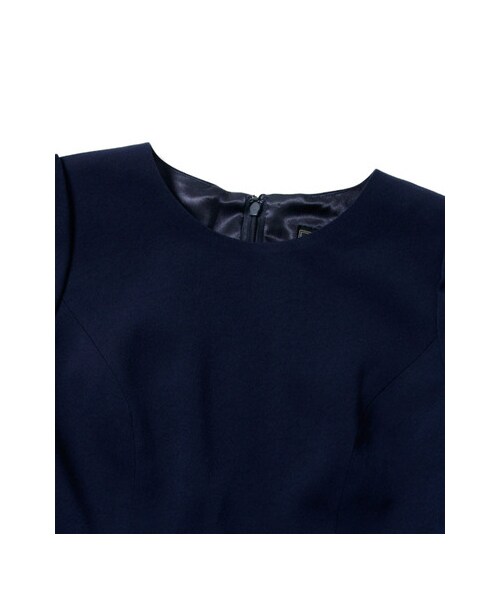 URBAN RESEARCH（アーバンリサーチ）の「LUXETURE　ペプラムワンピース（ワンピース/ドレス・レディース・ネイビー/ブルー・M/S）」の8枚目の写真