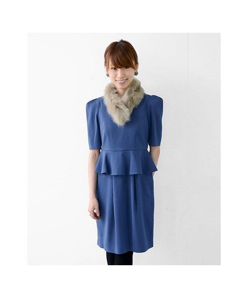 URBAN RESEARCH（アーバンリサーチ）の「LUXETURE　ペプラムワンピース（ワンピース/ドレス・レディース・ネイビー/ブルー・M/S）」の3枚目の写真