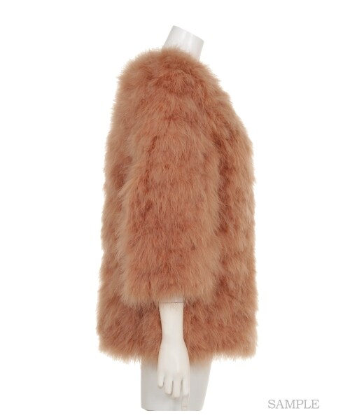 lilLilly(リルリリー)の「フェザーファーコート(ジャケット/アウター・レディース・RED/PINK/BEIGE・FREE)」の6枚目の写真