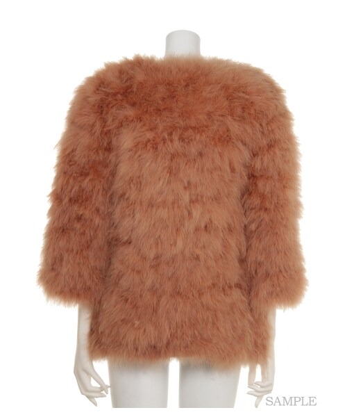 lilLilly(リルリリー)の「フェザーファーコート(ジャケット/アウター・レディース・RED/PINK/BEIGE・FREE)」の5枚目の写真