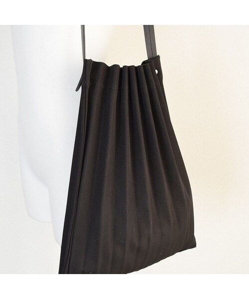 no brand（ノーブランド）の「プリーツショルダーBAG（ショルダーバッグ・レディース・その他）」の11枚目の写真