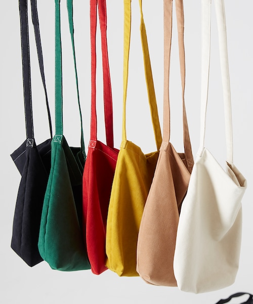 LIDNM(リドム)の「マイクロスエードショルダー【ブラック】(ショルダーバッグ・メンズ・ブラック・F)」の3枚目の写真