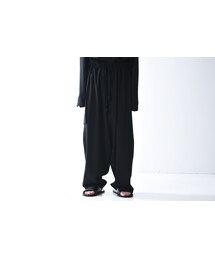 BISHOOL | BISHOOL wool gabardine back darts tapered pants(その他パンツ)