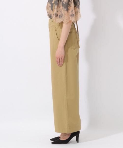 laboratory work（ラボラトリーワーク）の「サス付き後ろレースアップパンツ（パンツ・ベージュ/ブラウン）」の7枚目の写真