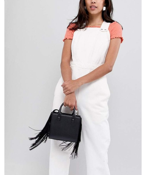 【BERSHKA】FRINGED ベルシュカ ハンドバッグ BERSHKA】FRINGED ベルシュカ ハンドバッグ Faux suede bag with
