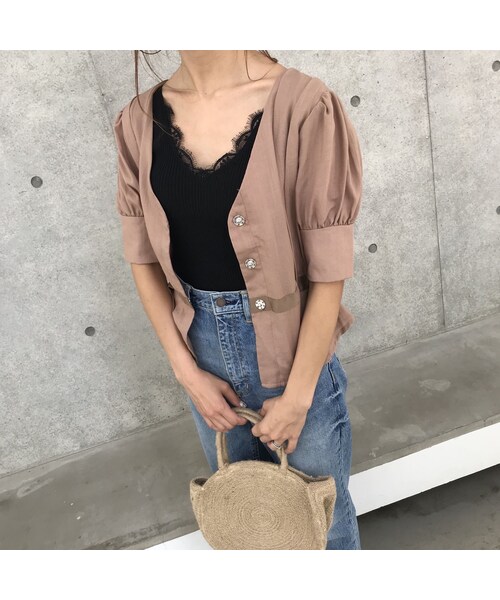 copine（コピン）の「【期間限定価格】Vネックパールボタンタックデザインブラウス(4color)【クリックポスト対象商品】（シャツ/ブラウス・レディース・その他）」の5枚目の写真