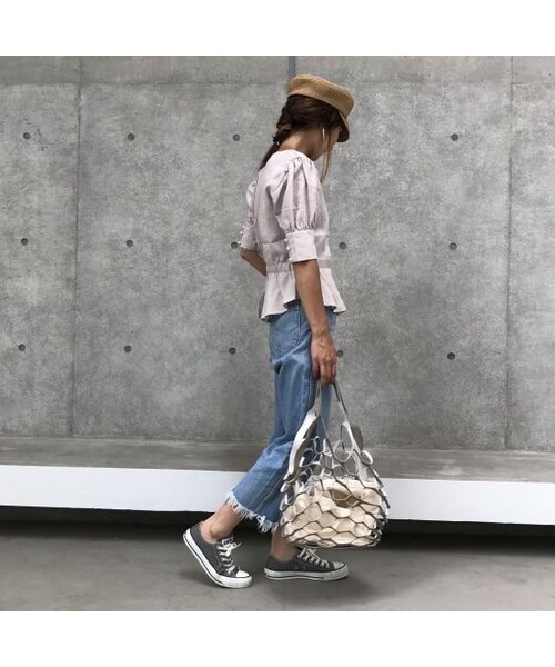 copine（コピン）の「【期間限定価格】Vネックパールボタンタックデザインブラウス(4color)【クリックポスト対象商品】（シャツ/ブラウス・レディース・その他）」の4枚目の写真