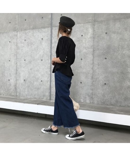 copine（コピン）の「【期間限定価格】Vネックパールボタンタックデザインブラウス(4color)【クリックポスト対象商品】（シャツ/ブラウス・レディース・その他）」の14枚目の写真