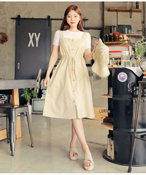 HOTPING(ホッピン)の「フロントボタンビスチェワンピース(ワンピース・レディース・ネイビー/ベージュ・1(XS-S)/2(M-L)/3(L-XL))」の2枚目の写真
