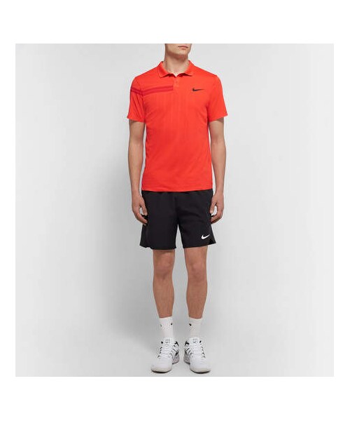NIKE（ナイキ）の「Nike Tennis Nikecourt Zonal Cooling Roger Federer Advantage Dri-Fit Tennis Polo Shirt（ポロシャツ・メンズ・Red・S/XXL/M/L）」の2枚目の写真