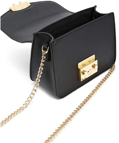 FOREVER 21（フォーエバー トゥエンティーワン）の「Forever 21 Chain-Strap Faux Leather Crossbody（ショルダーバッグ・レディース・Black・One Size）」の2枚目の写真