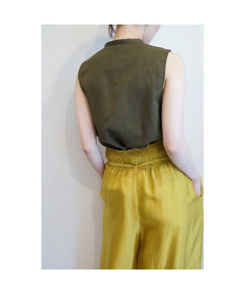 RehersalL（リハーズオール）の「ミリタリーノースリーブトップス（ベスト・レディース・その他）」の4枚目の写真